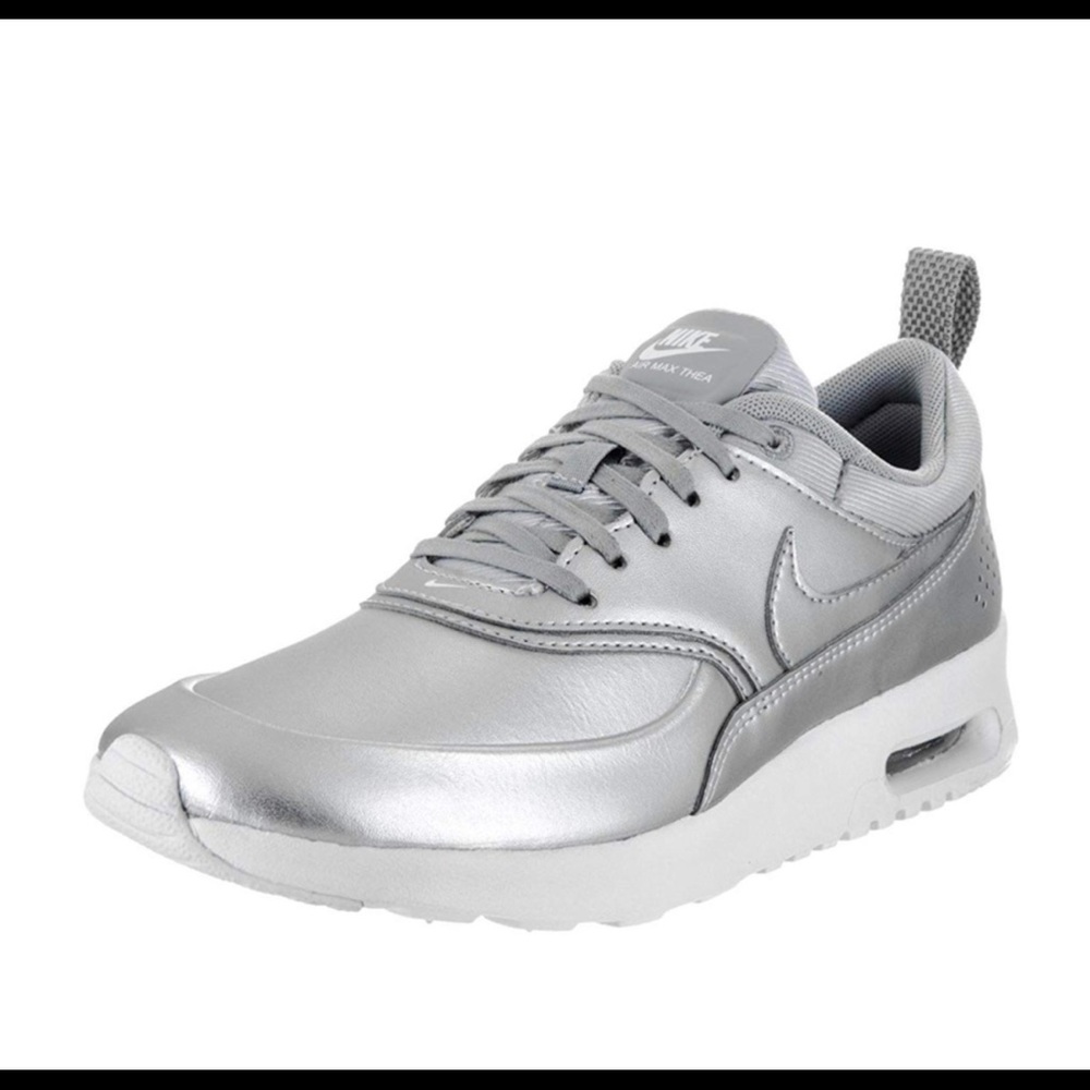 Nike Womens Air Max Thea Low Top Running Sneaker